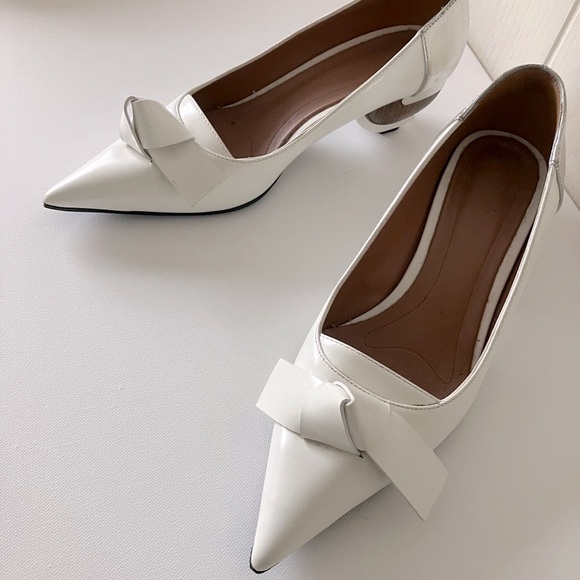 Marni white pointed toe pumps - Picture 3 of 4